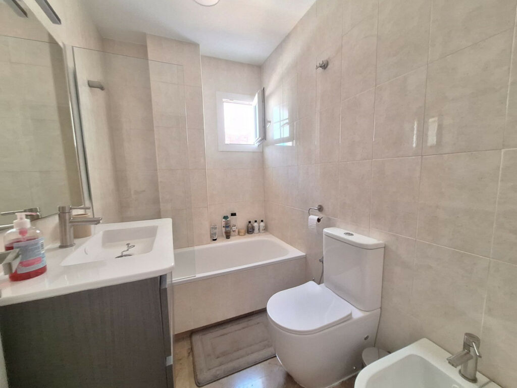 Ground Floor Apartment La Duquesa Málaga - image 6