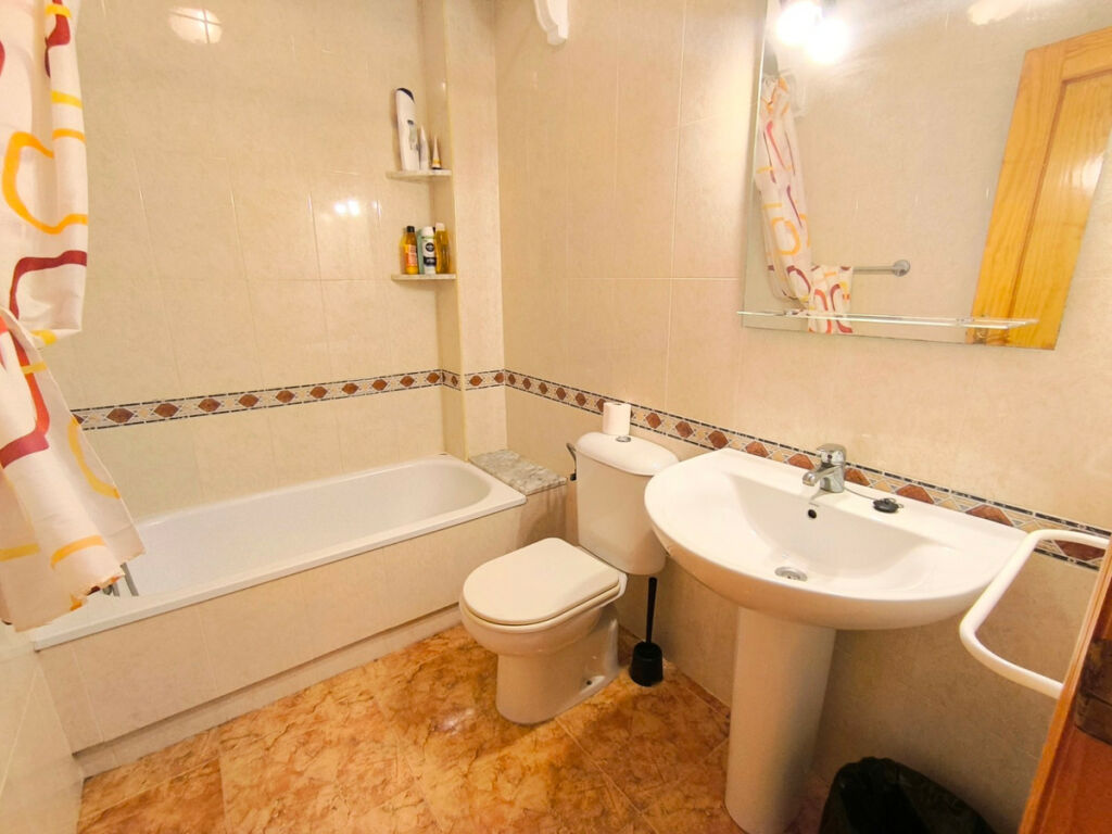 Townhouse Algorfa Alicante - image 13