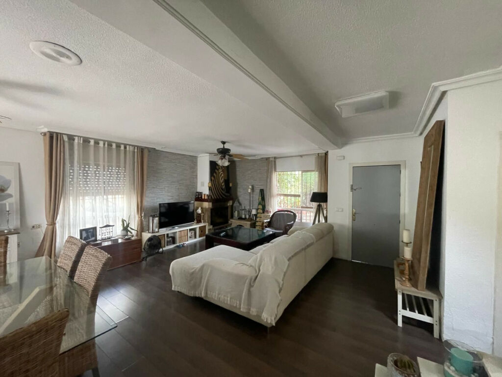 Townhouse Rojales Alicante - image 13