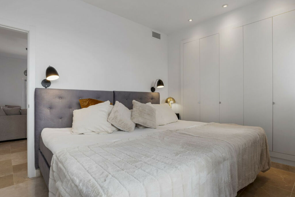 Ground Floor Apartment Benahavís Málaga - image 13