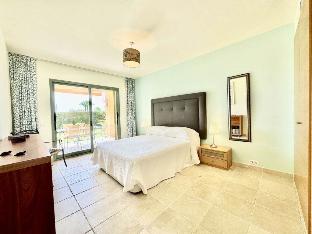 Ground Floor Apartment Los Flamingos Málaga - image 18