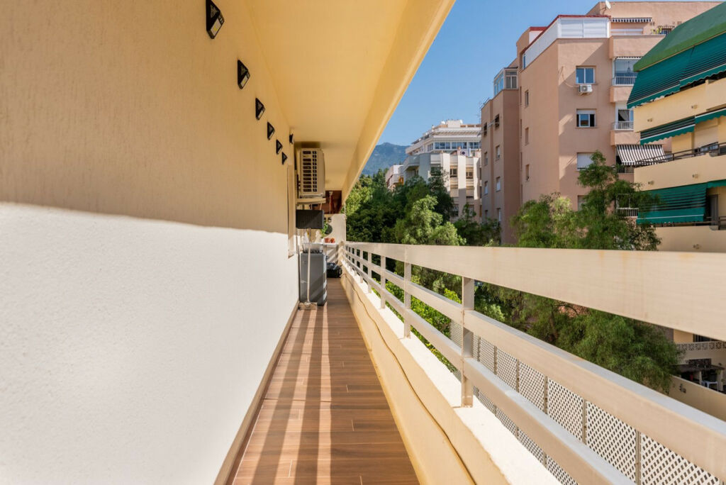 Middle Floor Apartment Marbella Málaga - image 13