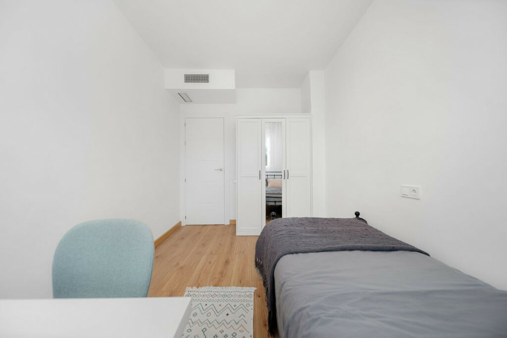 Middle Floor Apartment Torrequebrada Málaga - image 13