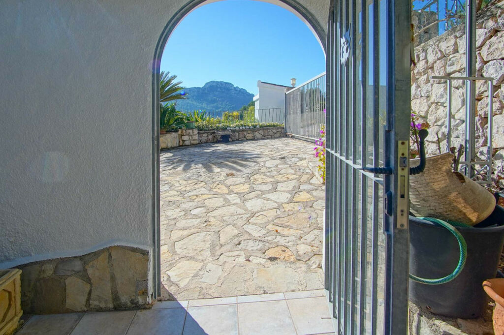 Detached Villa Pego Alicante - image 13