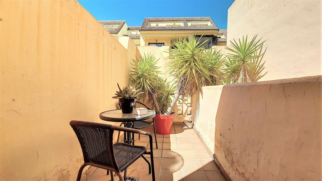 Penthouse Manilva Málaga - image 13