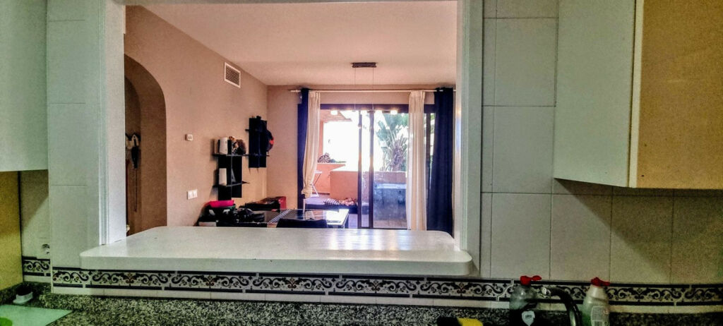 Middle Floor Apartment La Duquesa Málaga - image 13