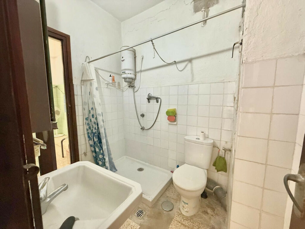 Middle Floor Apartment Fuengirola Málaga - image 13