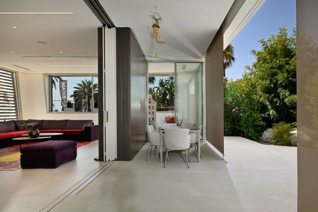 Detached Villa Marbesa Málaga - image 13