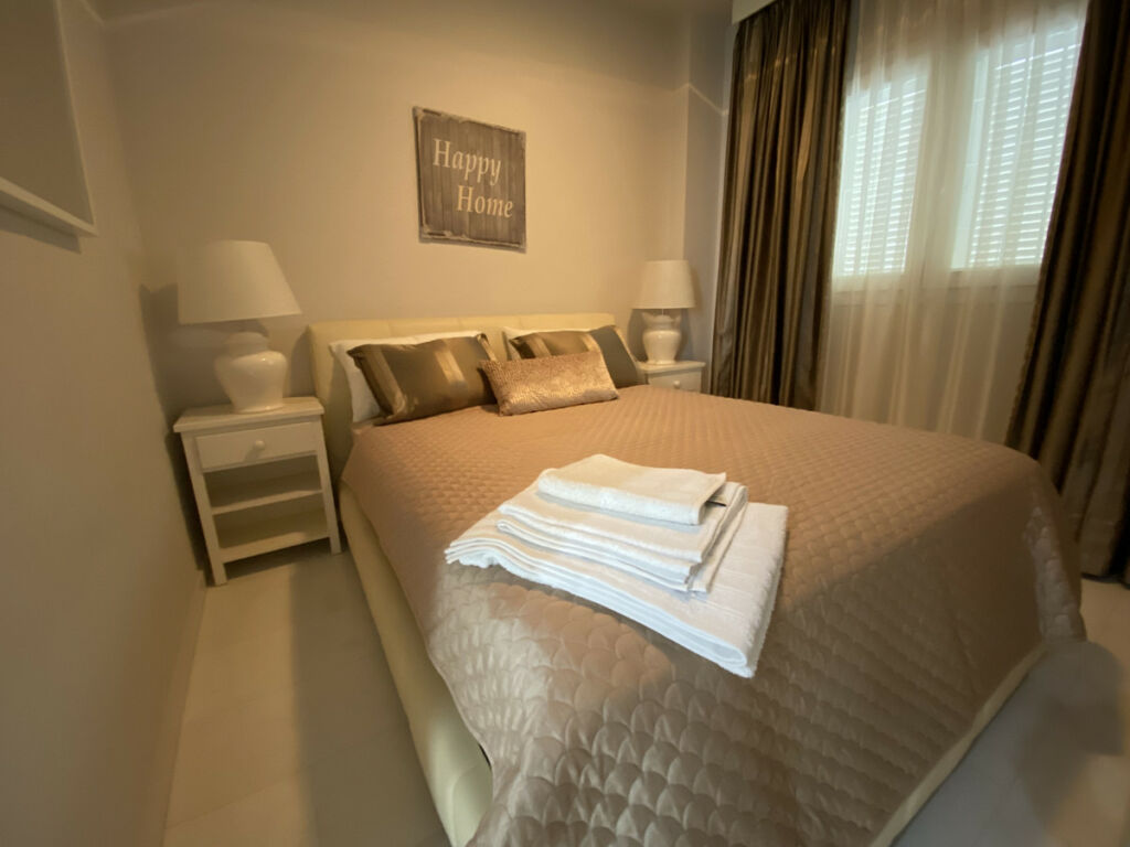 Middle Floor Apartment Puerto Banús Málaga - image 13