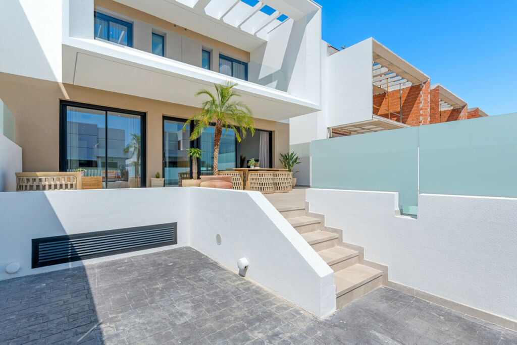 Semi-Detached House Dolores Alicante - image 13