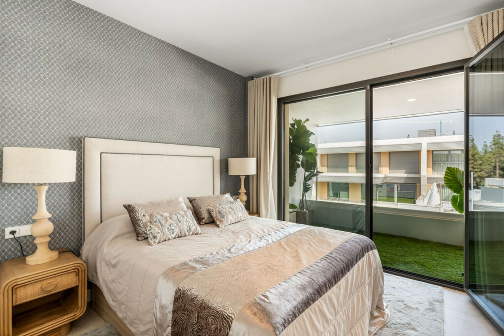 Townhouse El Chaparral Málaga - image 15