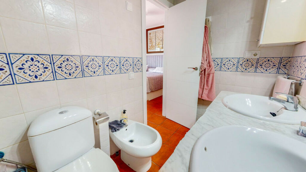 Semi-Detached House Benahavís Málaga - image 13