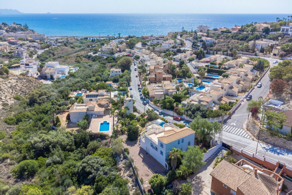 Detached Villa El Campello Alicante - image 13