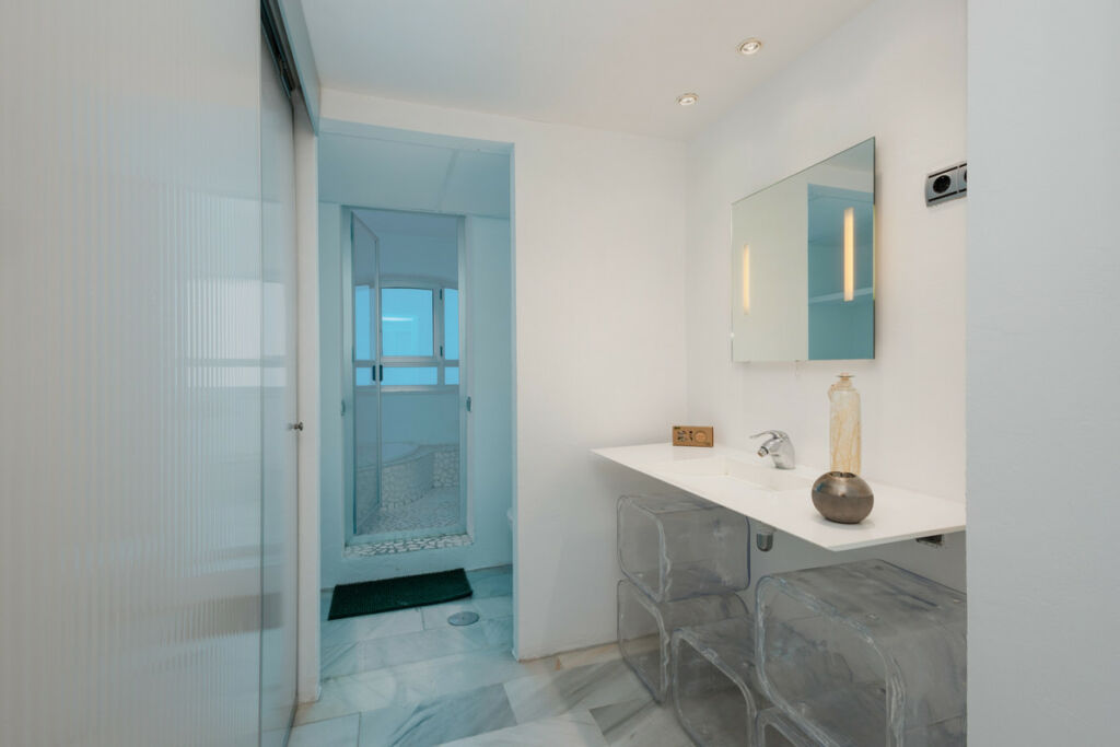 Penthouse Puerto Banús Málaga - image 13