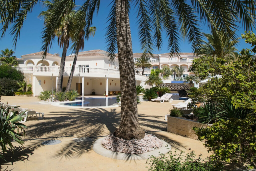 Ground Floor Apartment La Fustera Alicante - image 13