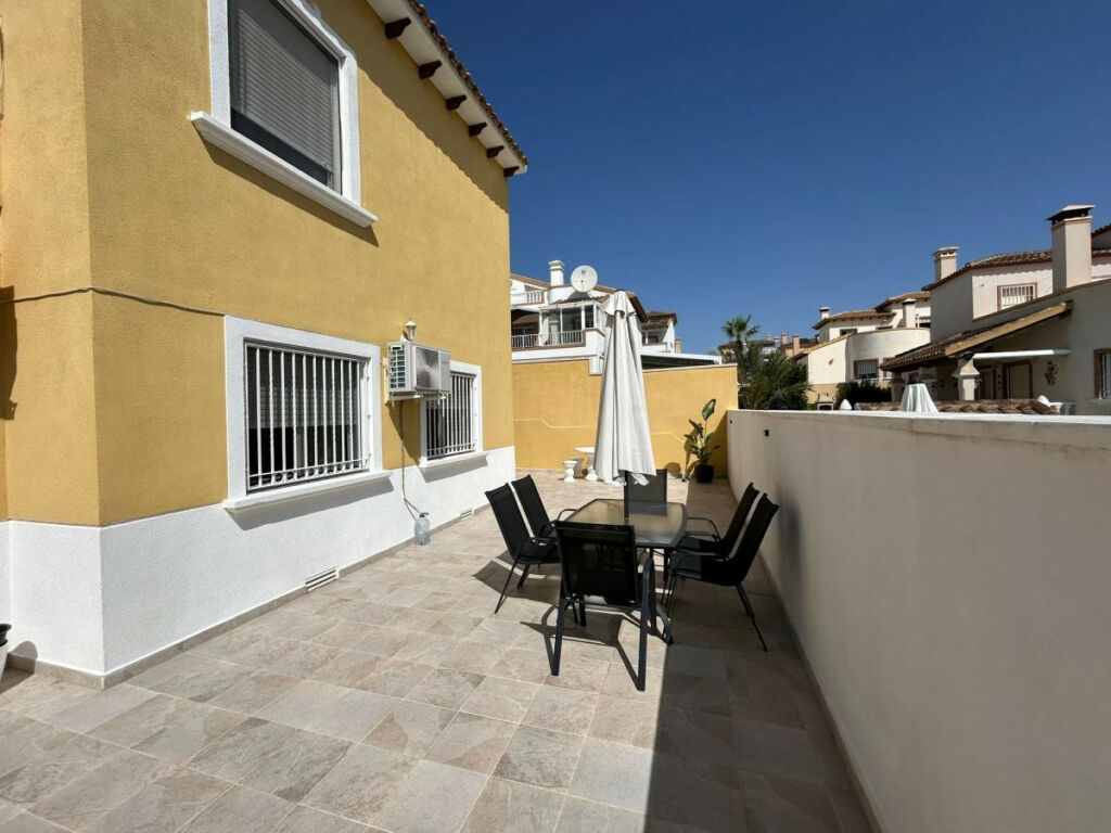 Detached Villa San Miguel de Salinas Alicante - image 13