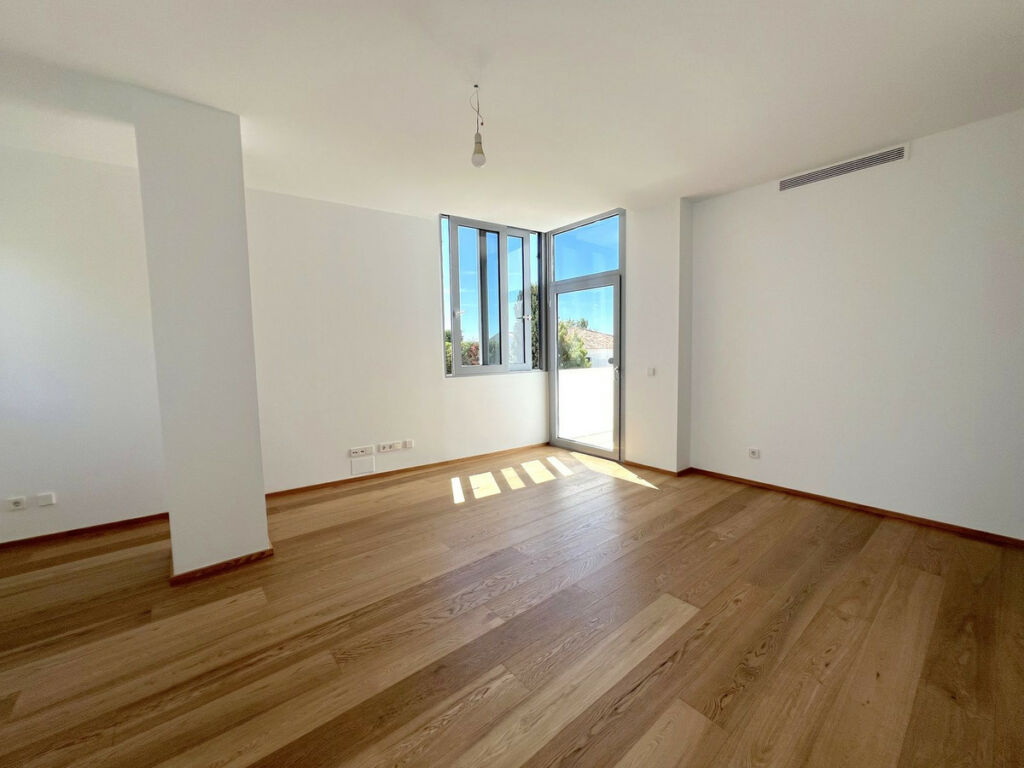 Townhouse Sierra Blanca Málaga - image 13
