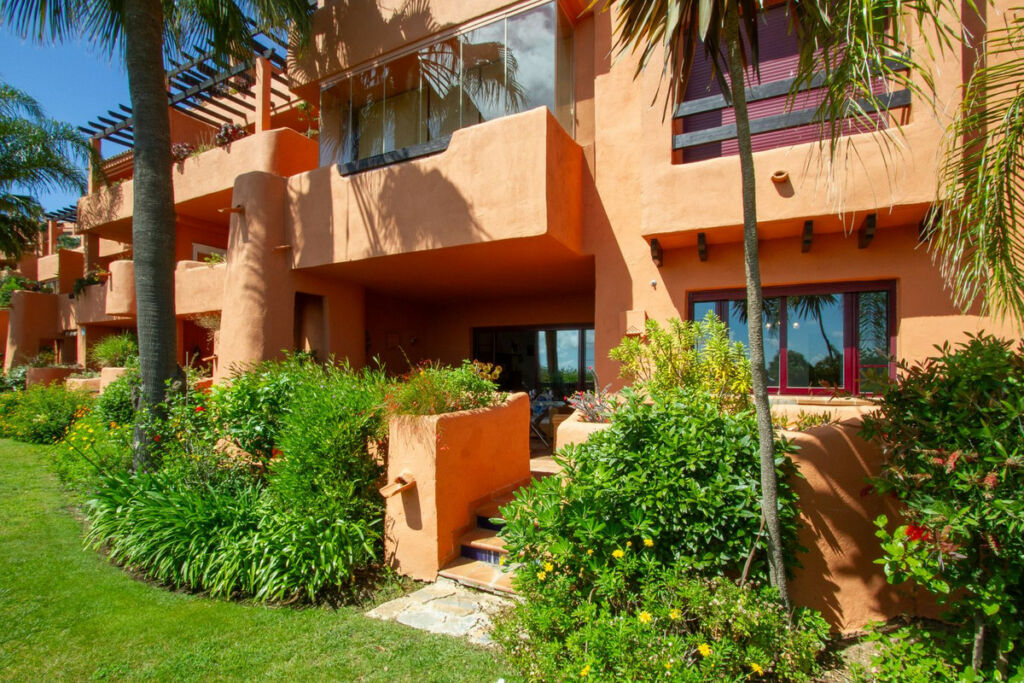 Ground Floor Apartment La Mairena Málaga - image 13