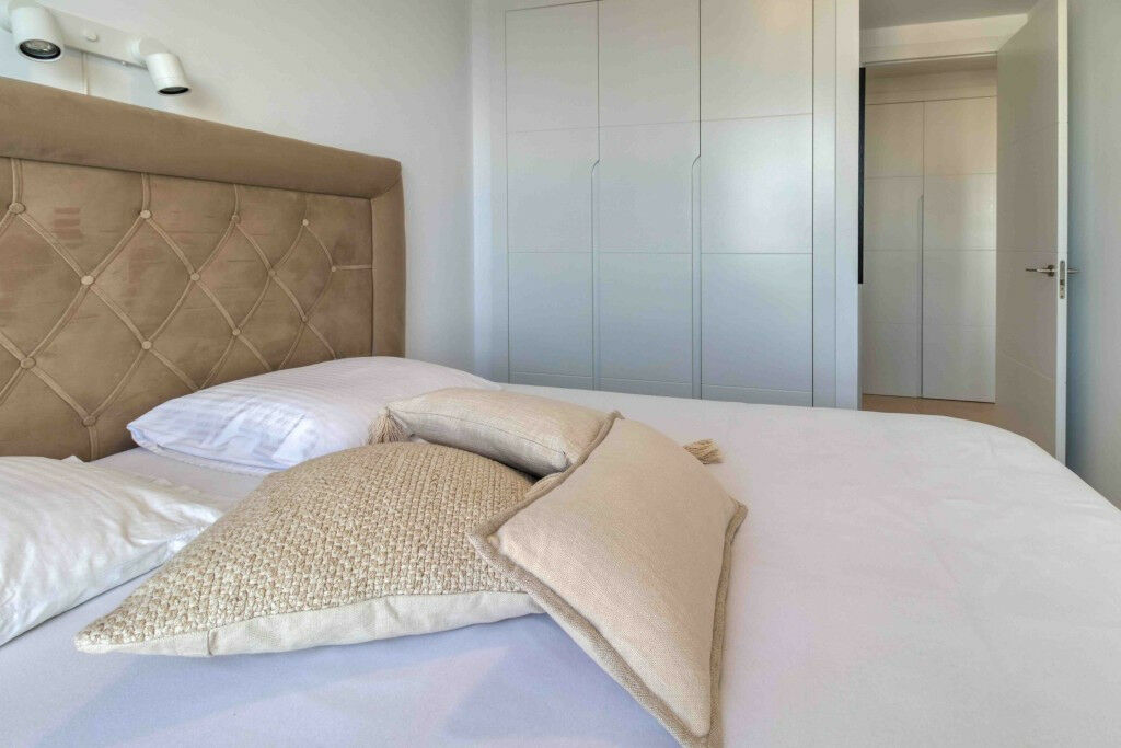 Middle Floor Apartment Fuengirola Málaga - image 13
