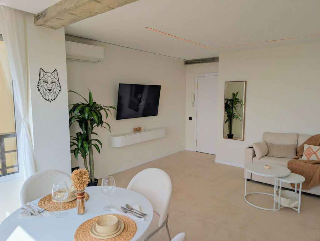 Penthouse Nueva Andalucía Málaga - image 8