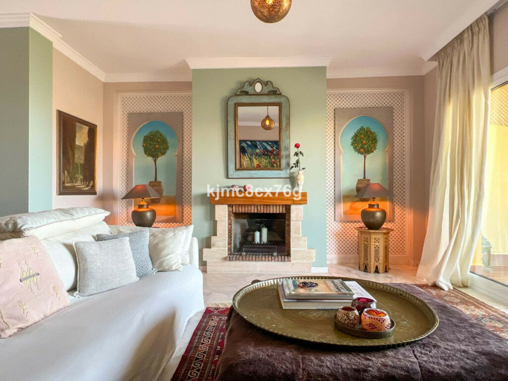 Penthouse Calahonda Málaga - image 13