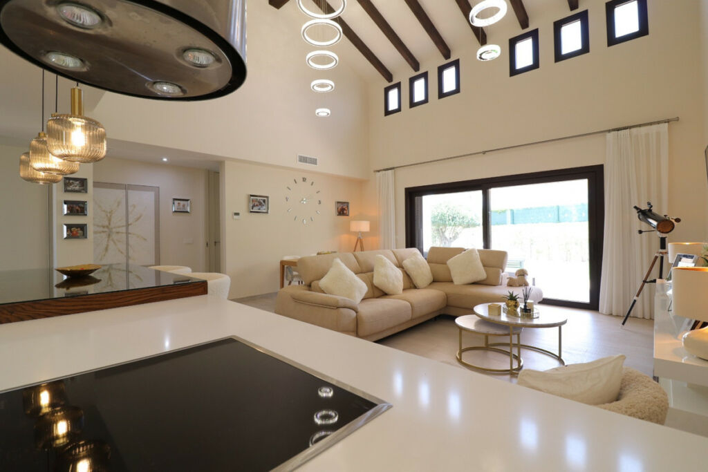 Detached Villa Algorfa Alicante - image 13