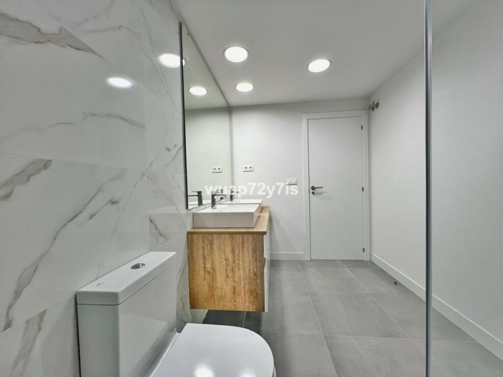Ground Floor Apartment Selwo Málaga - image 14