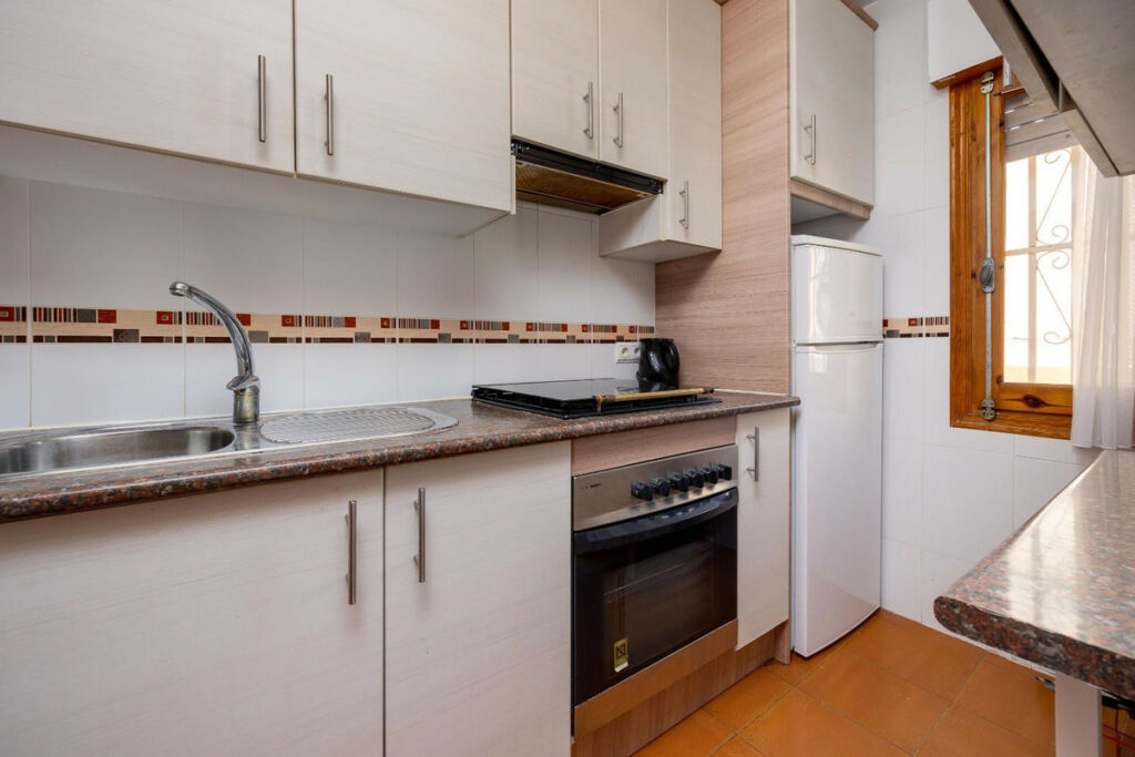 Middle Floor Apartment La Mata Alicante - image 14