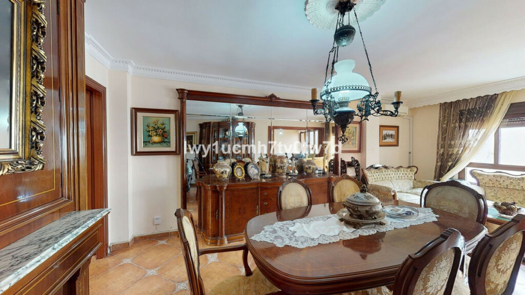 Middle Floor Apartment Málaga Centro Málaga - image 14