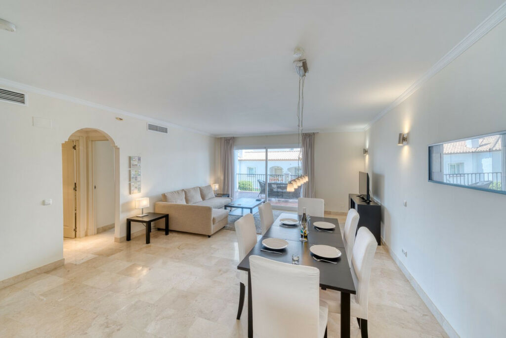 Ground Floor Apartment Calahonda Málaga - image 14