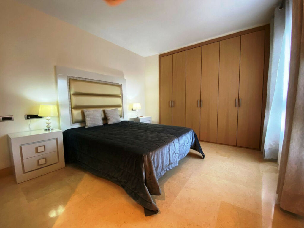 Middle Floor Apartment Marbella Málaga - image 14