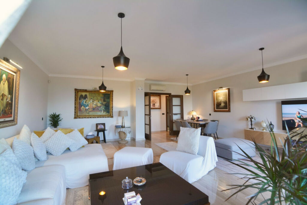 Middle Floor Apartment Fuengirola Málaga - image 14