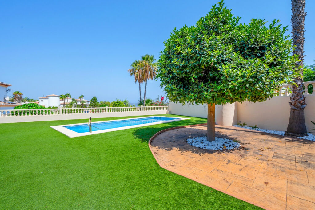 Detached Villa Benissa Alicante - image 14