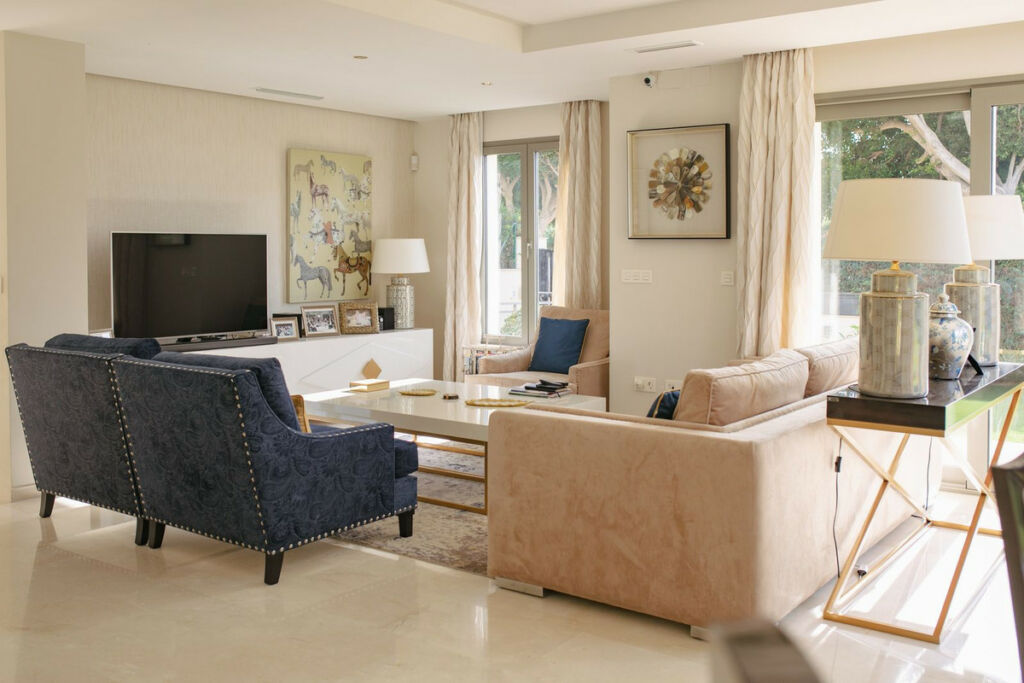 Detached Villa Marbella Málaga - image 14