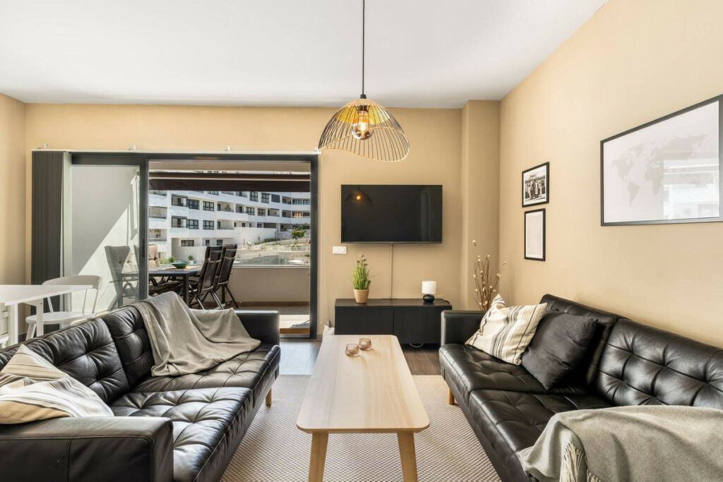 Middle Floor Apartment Estepona Málaga - image 14