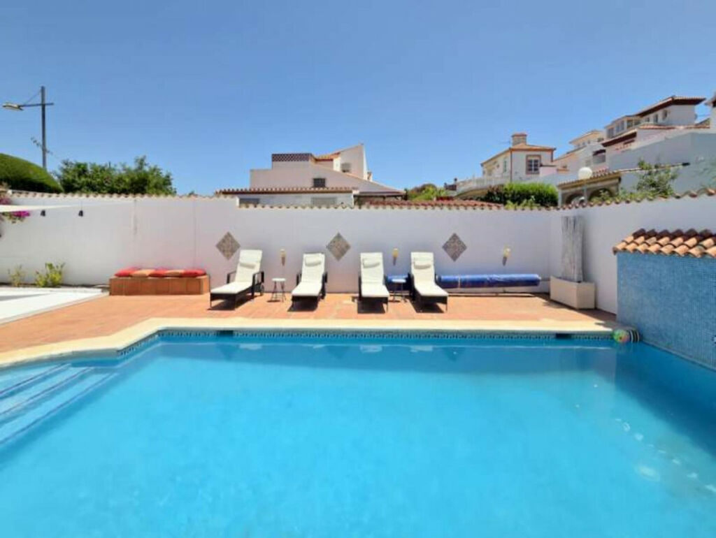 Detached Villa Manilva Málaga - image 14
