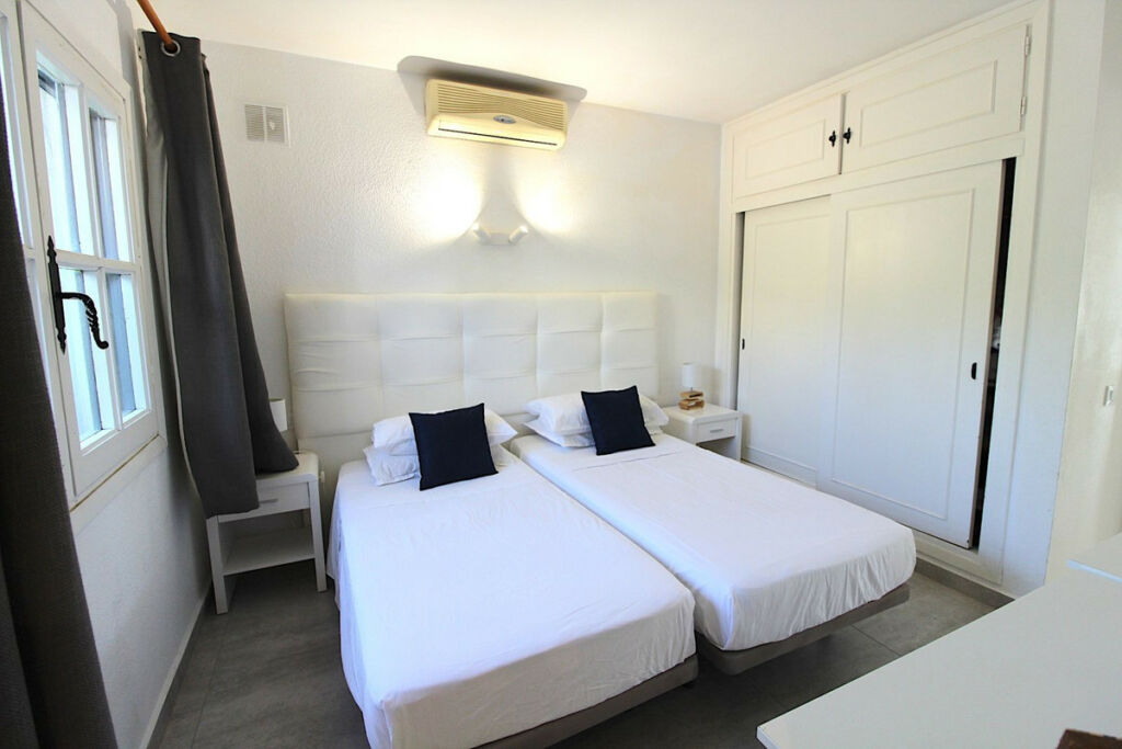 Ground Floor Apartment El Paraiso Málaga - image 14
