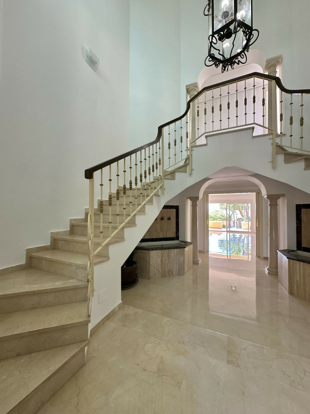 Detached Villa Elviria Málaga - image 14