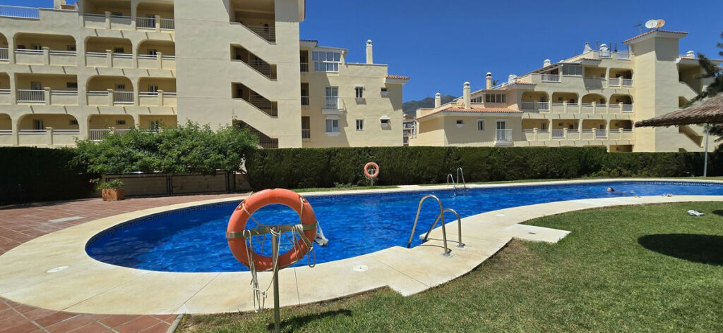 Middle Floor Apartment Benalmadena Costa Málaga - image 14
