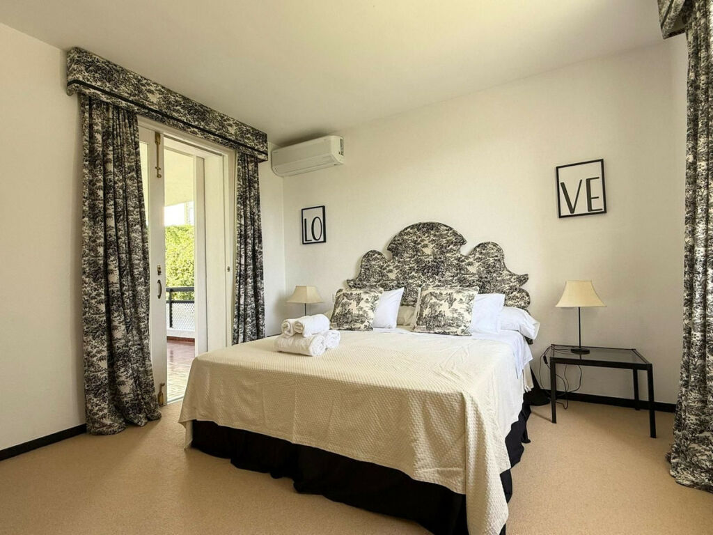 Middle Floor Apartment Los Monteros Málaga - image 14