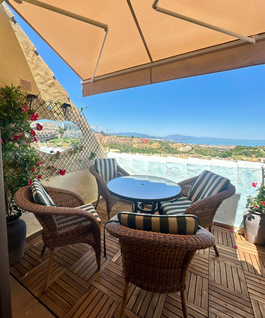 Penthouse La Duquesa Málaga - image 13