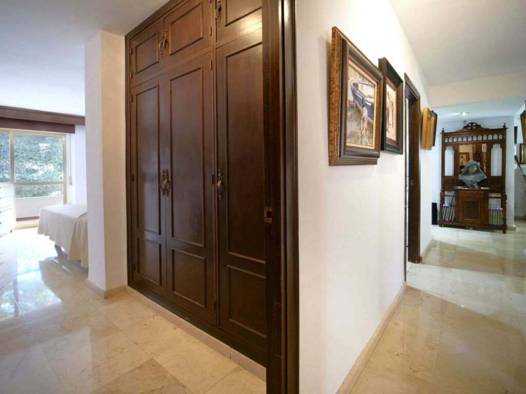 Middle Floor Apartment Benalmadena Málaga - image 14