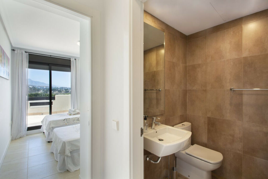 Ground Floor Apartment Selwo Málaga - image 14