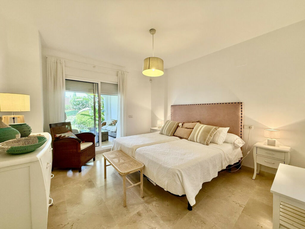 Ground Floor Apartment The Golden Mile Málaga - image 14