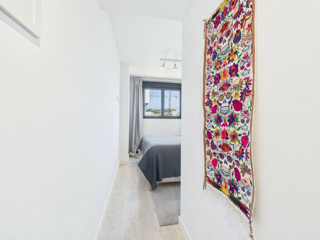 Middle Floor Apartment Estepona Málaga - image 15