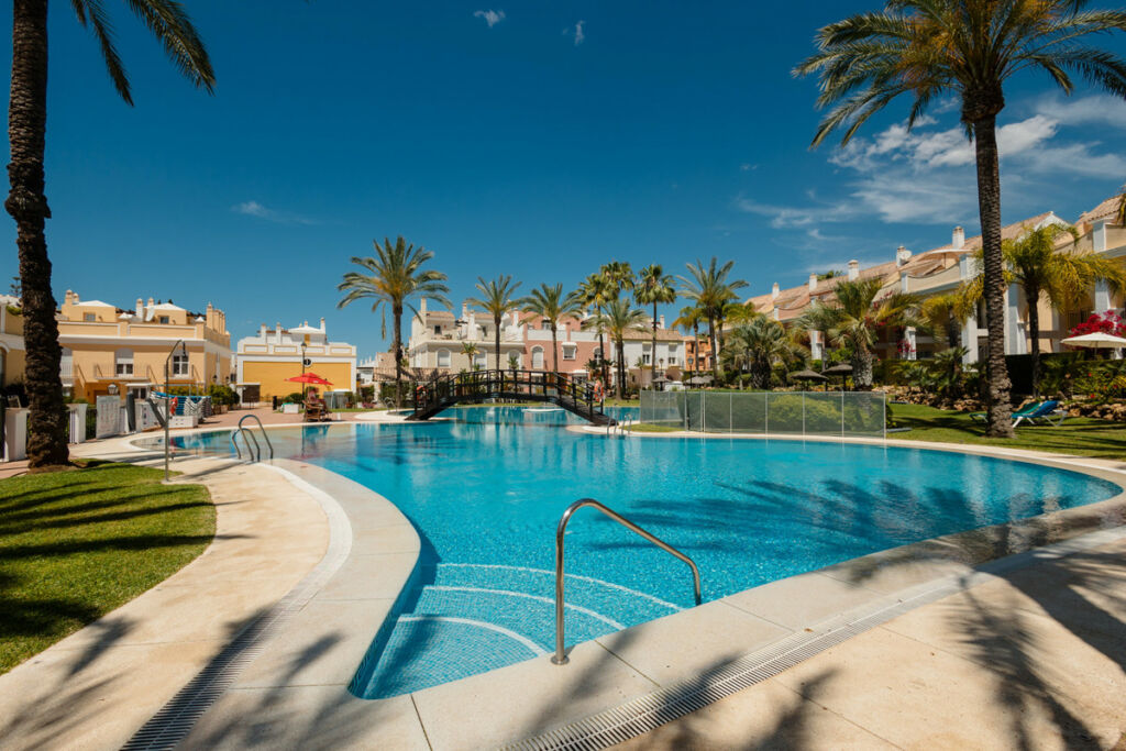 Townhouse Bahía de Marbella Málaga - image 14