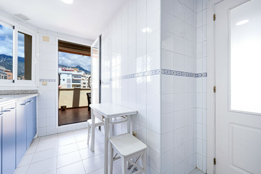 Middle Floor Apartment Marbella Málaga - image 14