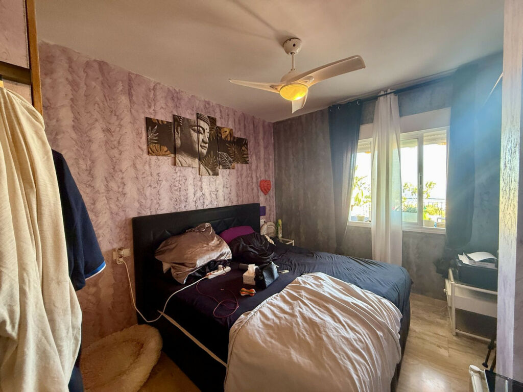 Penthouse Calahonda Málaga - image 14