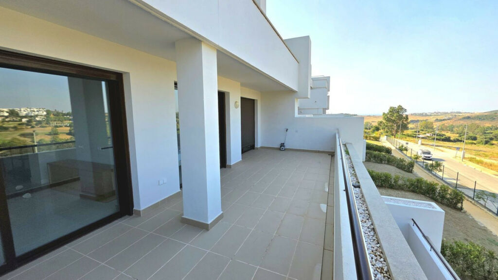 Middle Floor Apartment Estepona Málaga - image 14