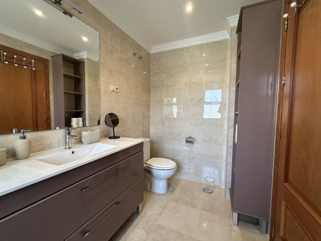 Middle Floor Apartment La Cala Hills Málaga - image 14